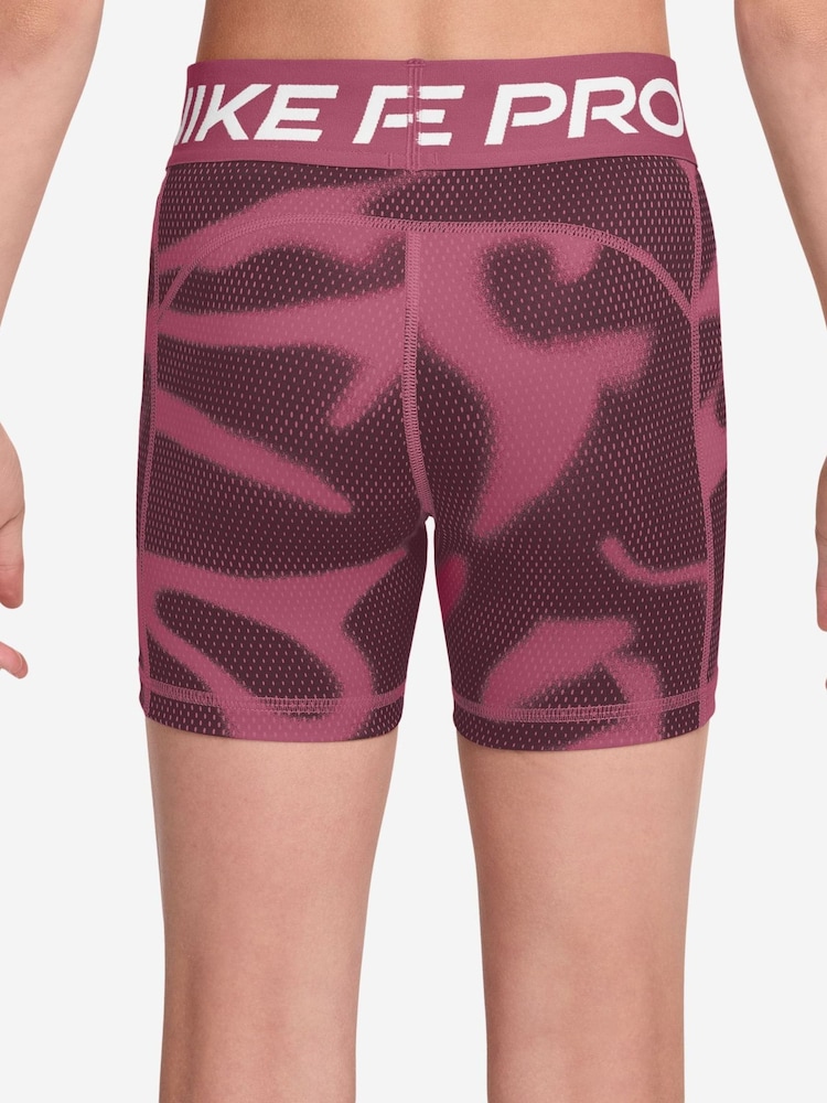 Nike Red Pro 3inch Shorts - Image 2 of 4