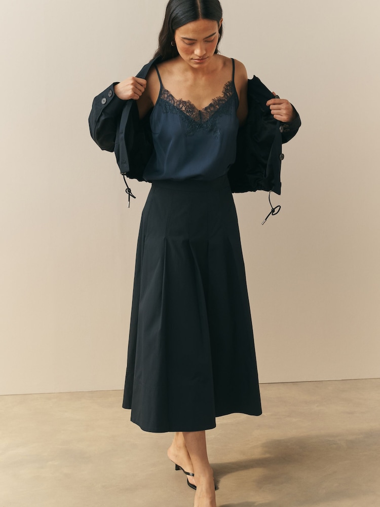 שחור - Nothing Ordinary Premium Cotton Rich Tailored A-Line Midi Skirt - תמונה 1 מתוך 4