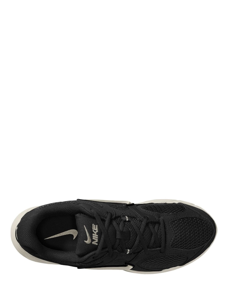 Černá/bílá - Tenisky Nike V5 Běhoun - Obrázek 8 z 8