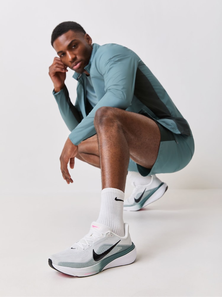 Nike Grey/White Pegasus 42 Running Trainers - Image 2 of 8 Nike Grey/White Pegasus 42 Running Trainers - Image 2 of 8