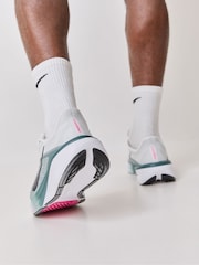 Nike Grey/White Pegasus 42 Running Trainers - Image 4 of 8