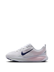 Nike White/Pink Youth Vomero 18 Road Running Trainers - Image 6 of 11