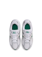 Nike White/Silver Green Youth V5 Runner Trainers - Image 8 of 8