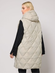 Yours Curve White Diamond Midi Gilet - Image 3 of 5