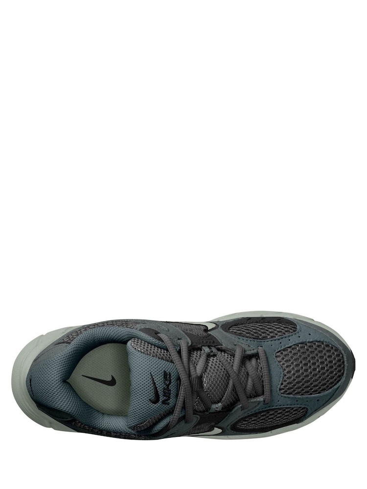 Nike Grey Green Junior V5 Runner Suede Trainers - Image 3 of 3