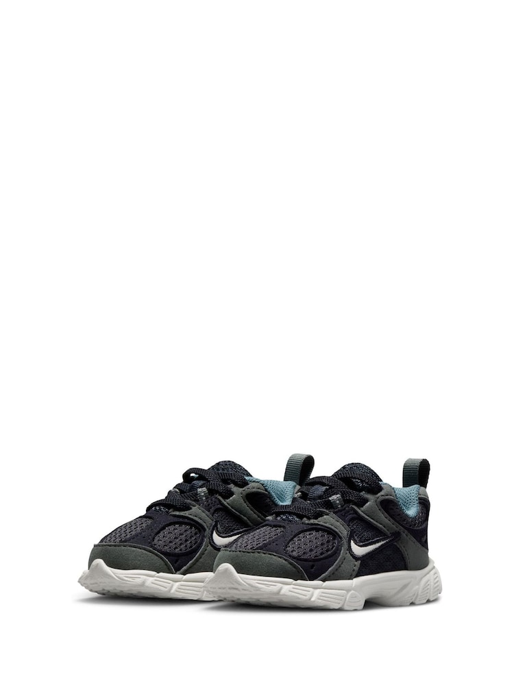 Nike 婴儿 V5 跑步麂皮运动鞋 - 7的图像2｝