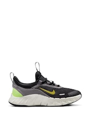 Nike Black/Green Junior Free Ride Trainers - Image 1 of 6