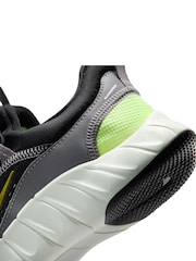 Nike Black/Green Junior Free Ride Trainers - Image 6 of 6