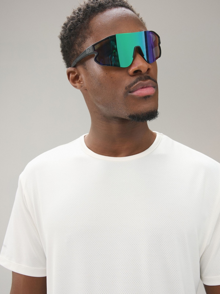 Black Full Visor Sport Polarised Sunglasses - Image 1 of 5