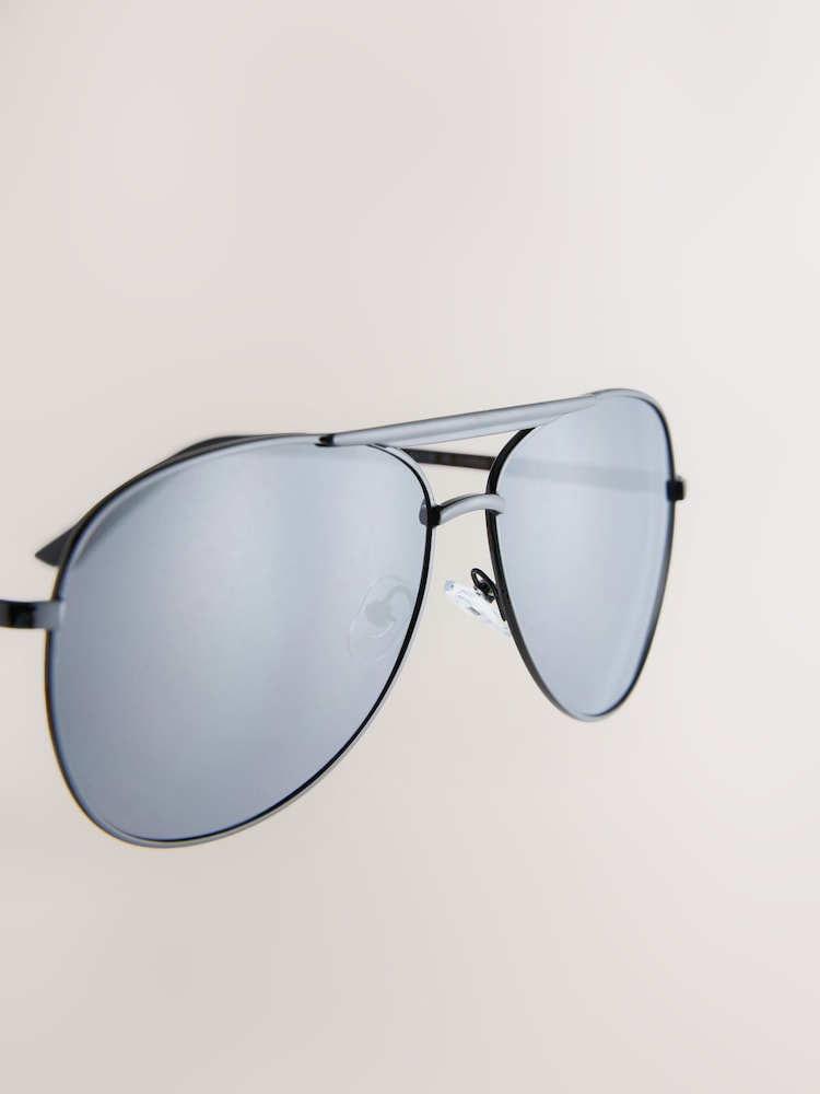 Black Aviator Style Sunglasses - Image 3 of 3