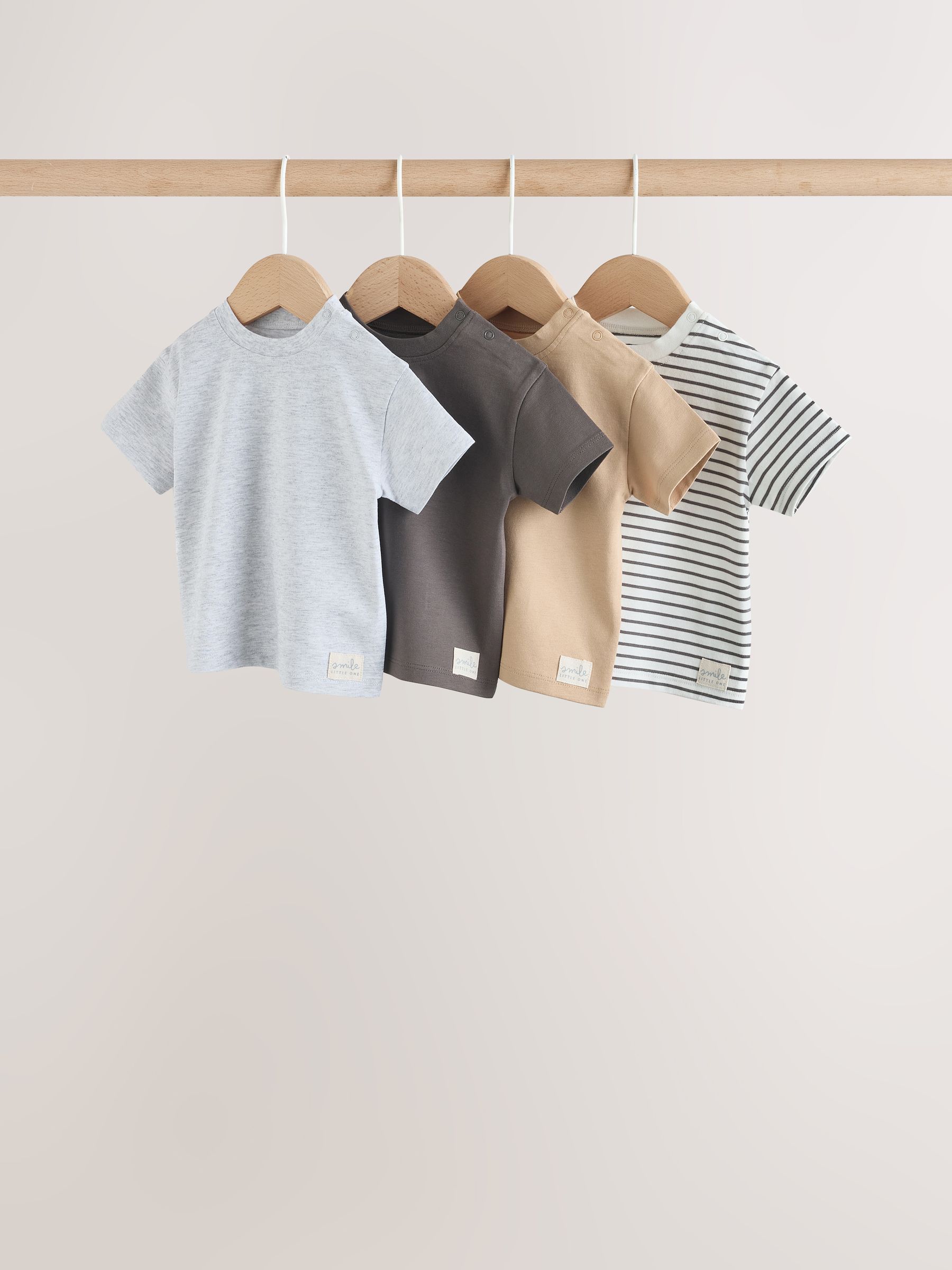 Next：日本 モノトーン/ニュートラル - 半袖ベビー Tシャツ 4枚組（0か