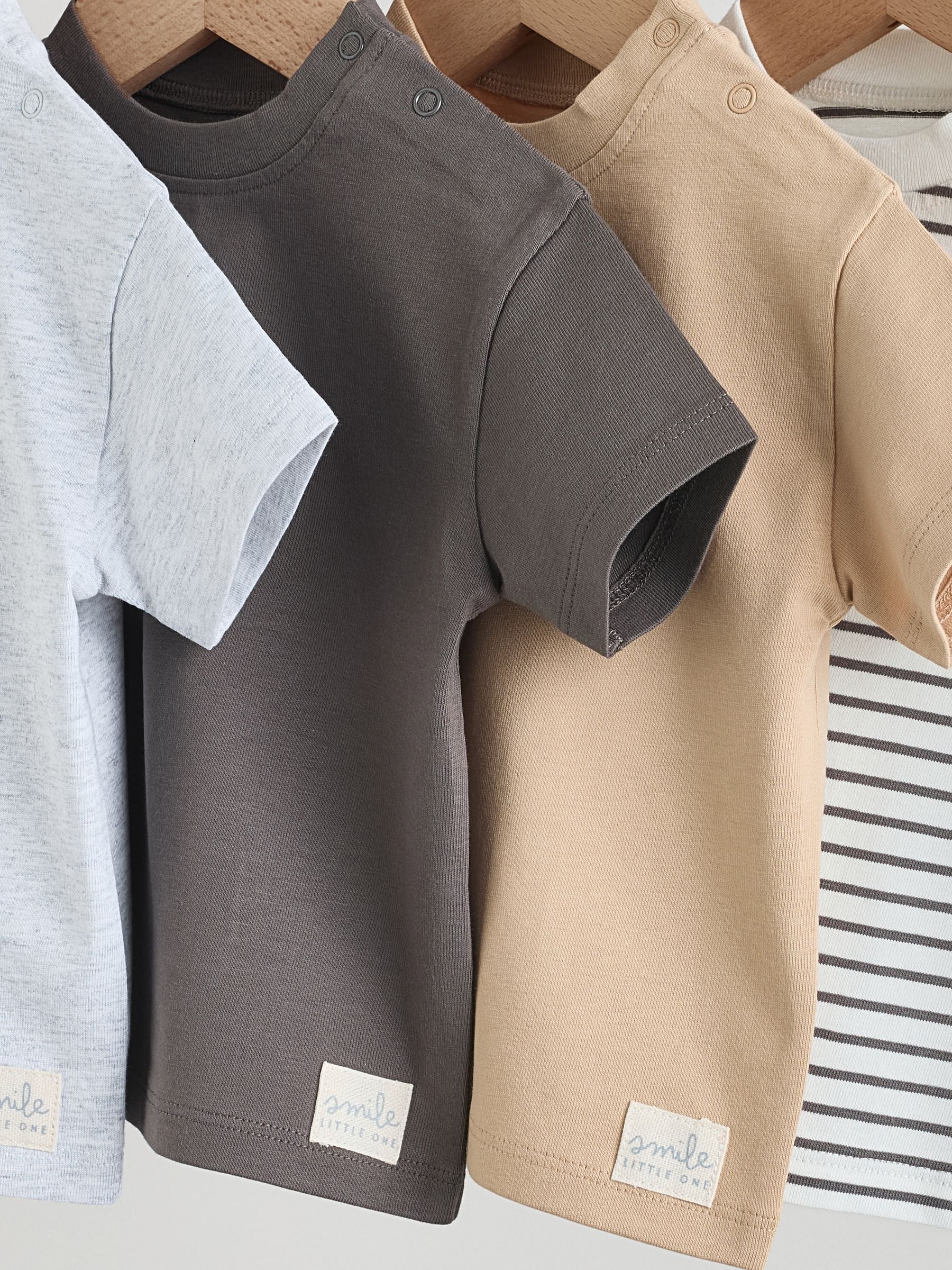 Buy Mono/Neutral Short Sleeve Baby T-Shirts 4 Pack (0mths-2yrs