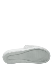 Nike White Victori One Slides - Image 4 of 4