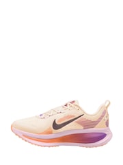 Crema - Zapatillas de deporte para correr en carretera Vomero 18 de Nike - Imagen 2 de 11