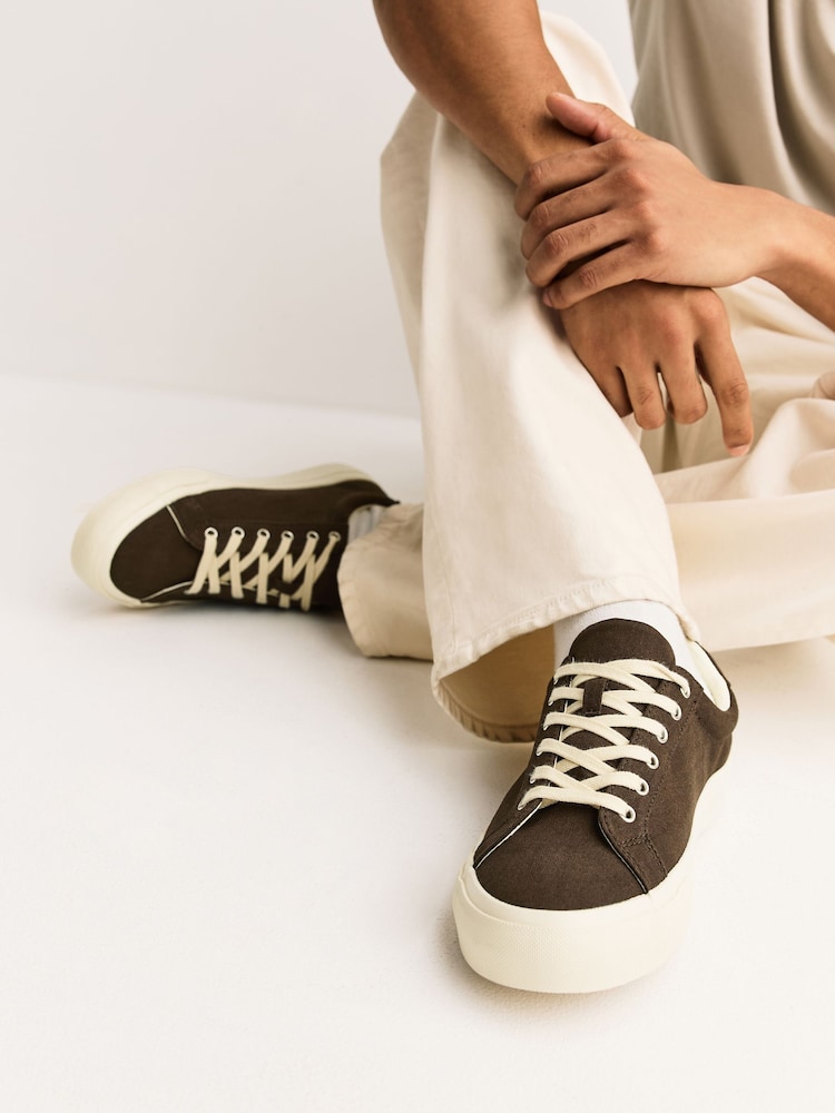 Schokoladenbraun - Canvas Longline Smart Casual Sneaker - Bild 1 von 7