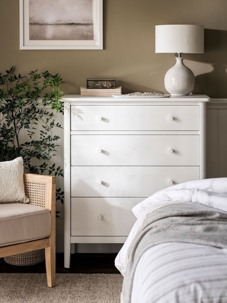 Cotswold Company White Berkeley Oak 4 Drawer Chest - Image 1 of 6 Cotswold Company White Berkeley Oak 4 Drawer Chest - Image 1 of 6