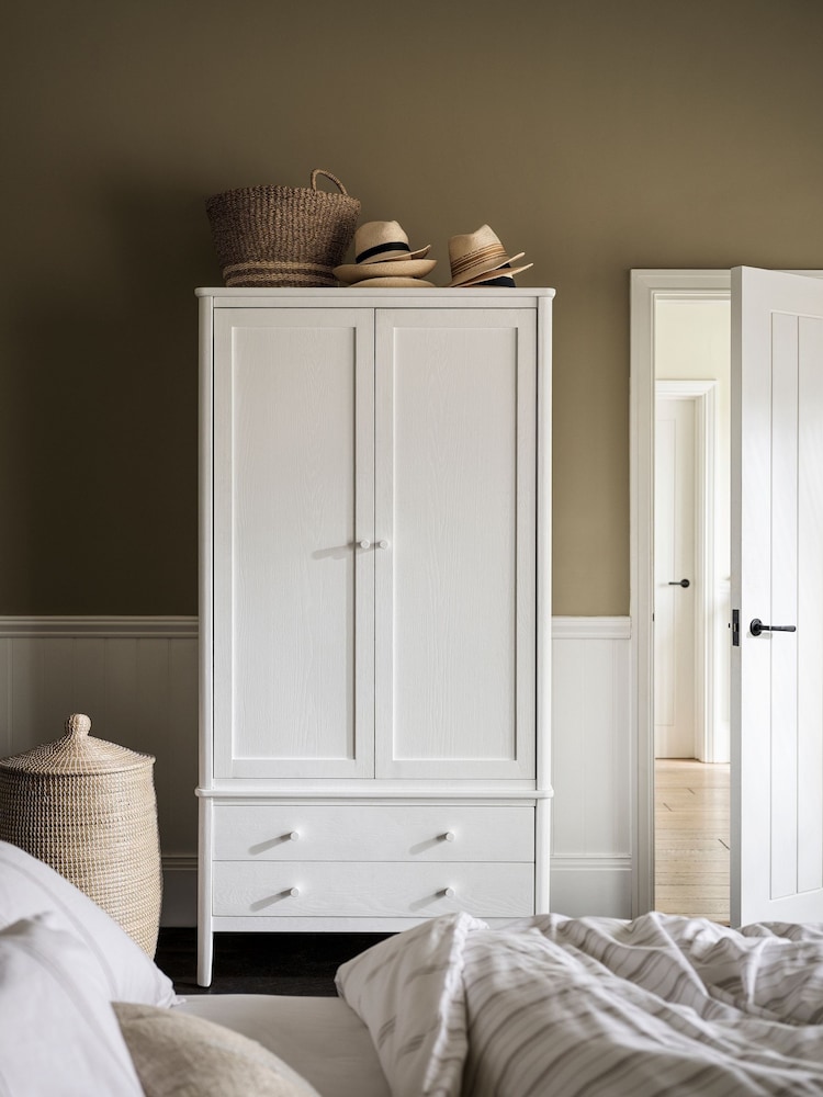 Cotswold Company White Berkeley Oak Double Wardrobe - Image 1 of 6