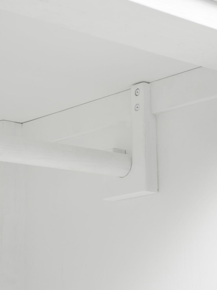 Cotswold Company White Berkeley Oak Double Wardrobe - Image 6 of 6