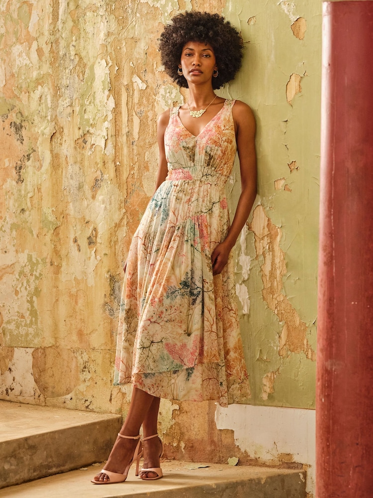 FatFace V&A | FatFace Maggie Ivory Kilburn Seaweed Midi Dress - Image 1 of 7 FatFace V&A | FatFace Maggie Ivory Kilburn Seaweed Midi Dress - Image 1 of 7