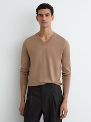 Reiss Camel Brown Earl Merino Wool V-Neck Jumper - Image 4 of 6