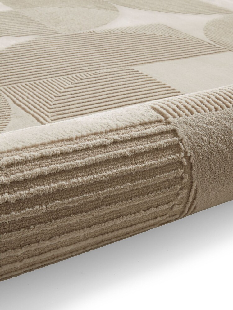 Catherine Lansfield Natural Retro Circles Washable Rug - Image 6 of 6 Catherine Lansfield Natural Retro Circles Washable Rug - Image 6 of 6