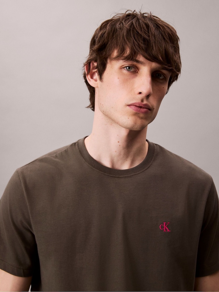 Calvin Klein Green Embroidered Monogram Logo Relaxed T-Shirt - Image 2 of 7