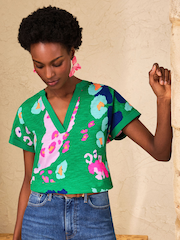 Grün Animal-Print - Love & Roses – T-Shirt aus Jersey mit geschlitztem Ausschnitt - Bild 1 von 4