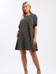 Yours Curve Gold Short Sleeve Circle Cut Jacquard Dress - Image 3 of 5