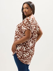 Yours Curve Brown Floral Notch Neck Textured Top - Image 2 of 5