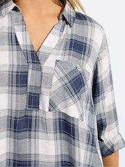 Yours Curve Blue Viscose Overhead Check Shirt - Image 4 of 5