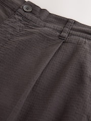 Marron - 100% Cotton Summerweight Pleated Mini Textured Trousers - Image 9 de 9