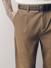 بني فاتح بني - بنطلون تشينو بطيّة واحدة مع حزام - صورة 6 من 11