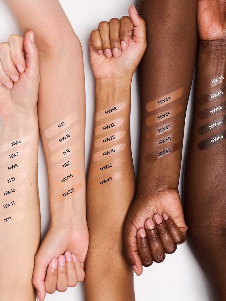 MAC Studio Radiance Serum Powered Foundation - Image 2 of 2 MAC Studio Radiance Serum Powered Foundation - Image 2 of 2