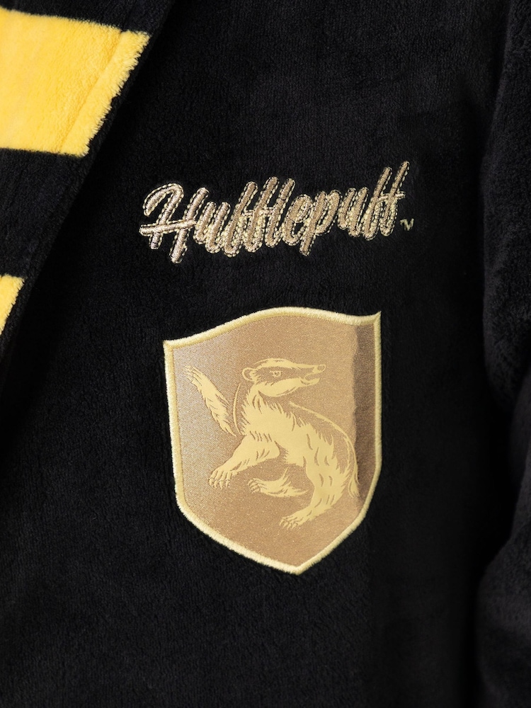 Vanilla Underground Black Harry Potter Hufflepuff Hooded Bathrobe - Image 6 of 6 Vanilla Underground Black Harry Potter Hufflepuff Hooded Bathrobe - Image 6 of 6