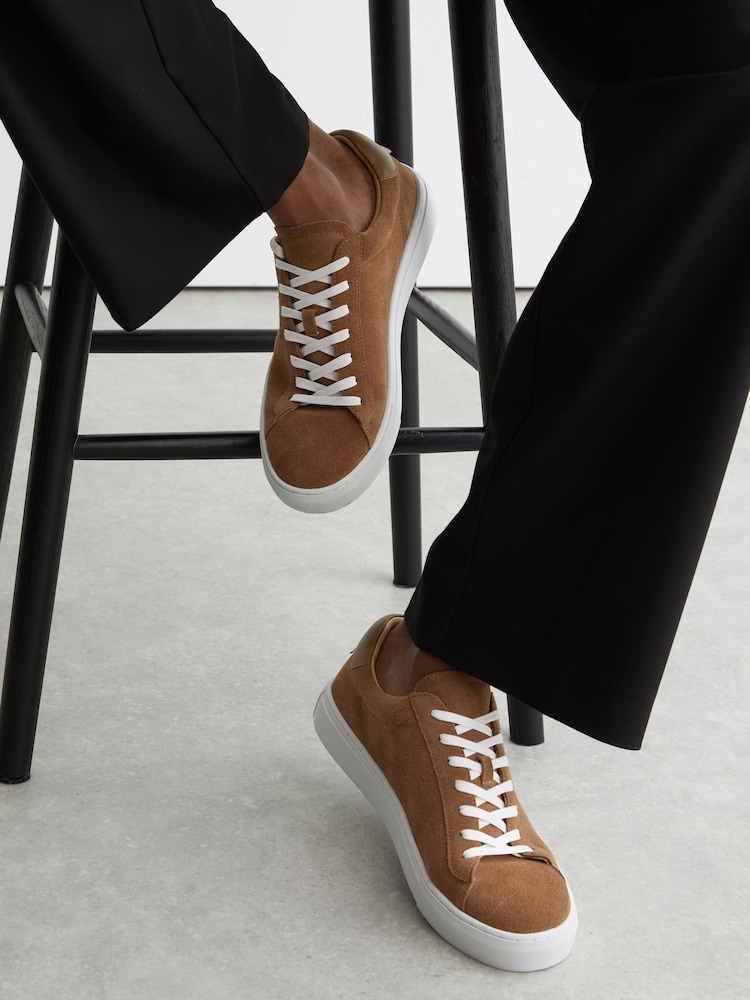 Reiss Camel Brown Finley Suede Suede Low-Top Trainers - Image 1 of 6