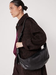 črna - Hush Oversized Leather Crescent Bag - Slika 4 iz 6