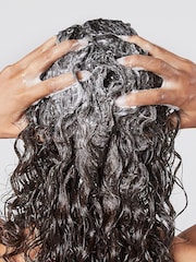 Philip Kingsley Flaky/Itchy Scalp AntiDandruff Shampoo for Curly Hair 75ml - Image 6 of 8