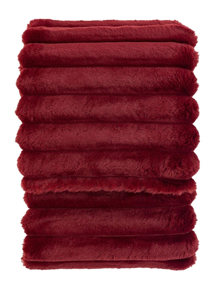 Gallery Home Mulberry Ridge Faux Fur Throw - Image 1 of 3 Gallery Home Mulberry Ridge Faux Fur Throw - Image 1 of 3