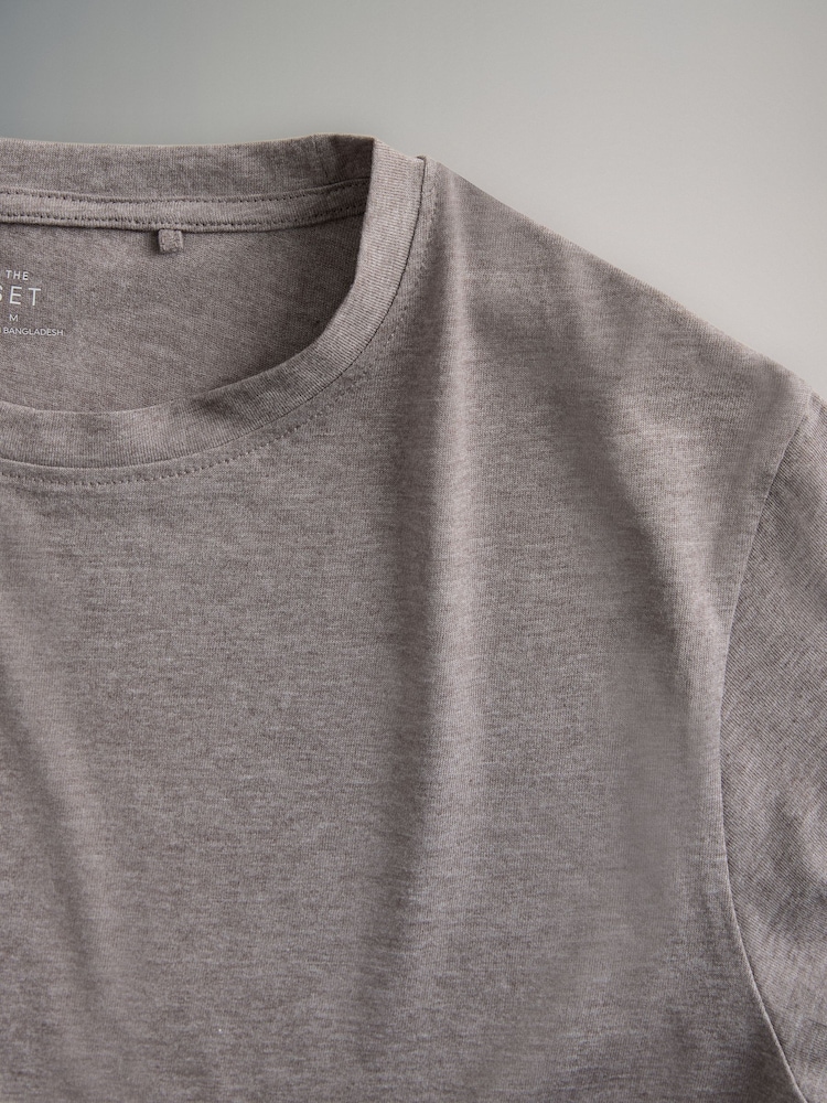 The Set 7 Pack Essential T-Shirts Navy/Blue/Pink/Stone Brown/Light Green/White - Image 6 of 6