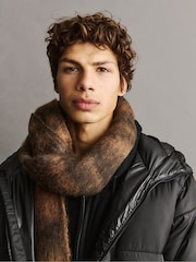 Gap Brown Tiger Print Brushed Fringe Scarf with Wool - Image 4 of 5