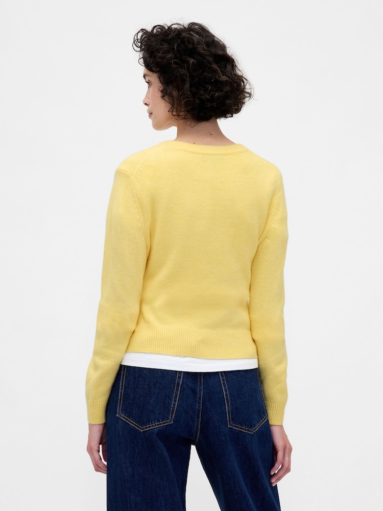 Gap Yellow CashSoft Crew Neck Jumper - Image 2 of 4 Gap Yellow CashSoft Crew Neck Jumper - Image 2 of 4