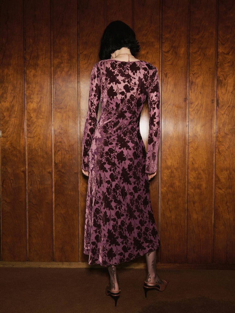 Mango Purple Floral Jacquard Dress With Bell Sleeves - Image 2 of 5 Mango Purple Floral Jacquard Dress With Bell Sleeves - Image 2 of 5