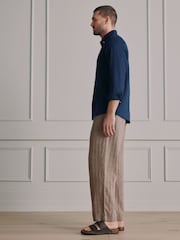 Sand Herringbone - Signature Heritage Linen Rich Trousers - صورة 4 من 6