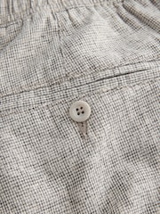 رمادي فاتح - Signature Heritage Linen Blend Dogtooth Trousers - صورة 9 من 10