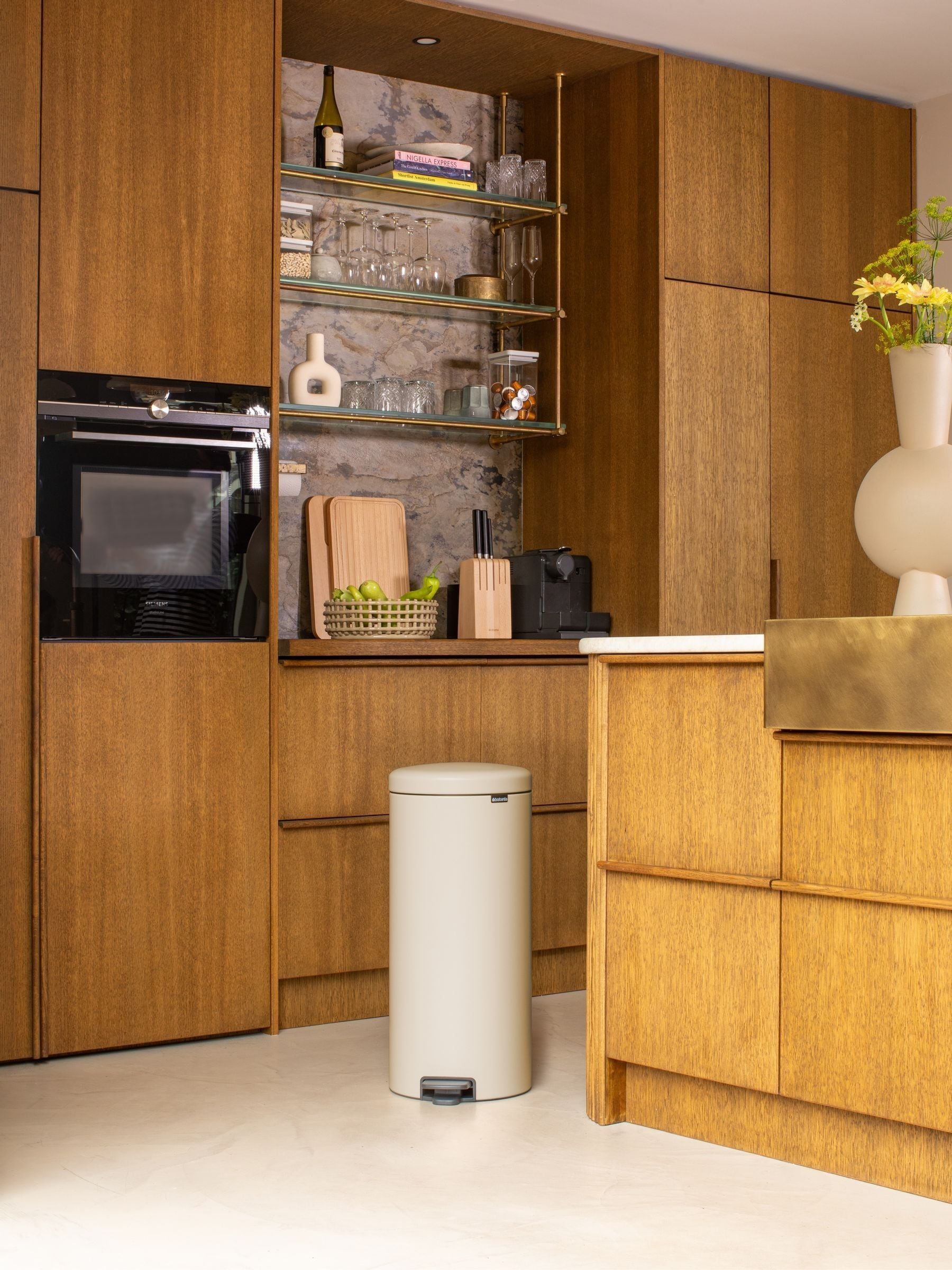 Brabantia Unisex Soft Beige Newicon Pedal Bin - Image 6
