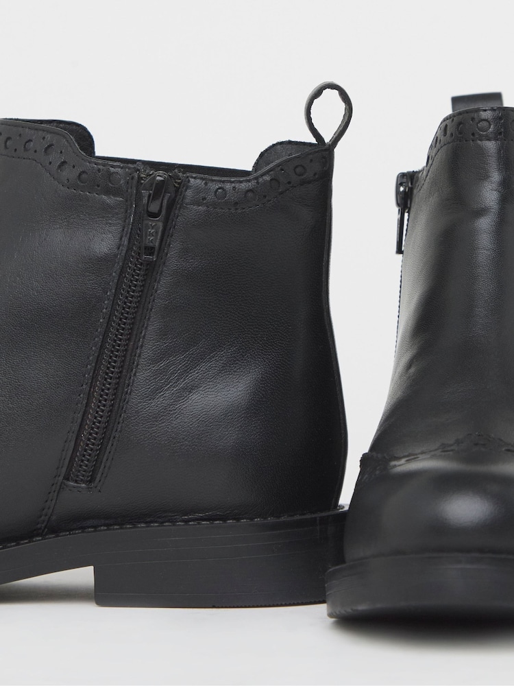 JD Williams Chelsea Boots With Brogue Detail - Slika 4 iz 4