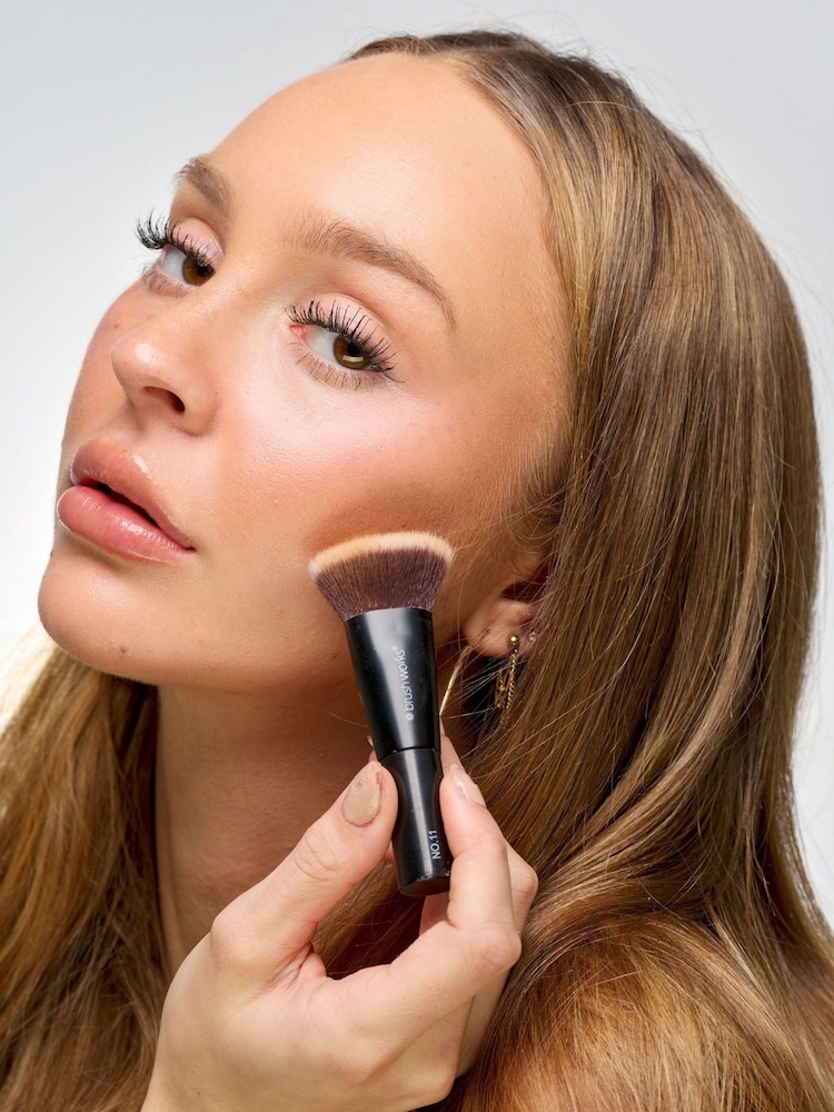 Brush Works On The Move Makeup Brush Mini Set (Worth £15) - Image 4 of 4 Brush Works On The Move Makeup Brush Mini Set (Worth £15) - Image 4 of 4