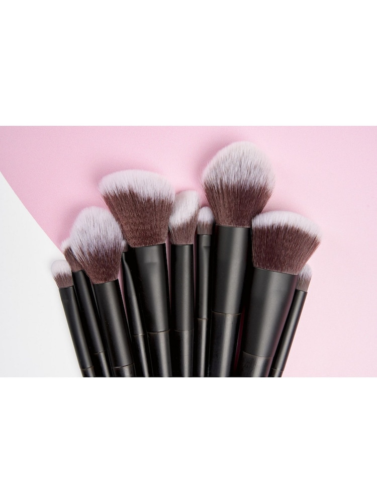 Brush Works Ultimate Mini Travel Brush Set (Worth £48) - Image 4 of 4