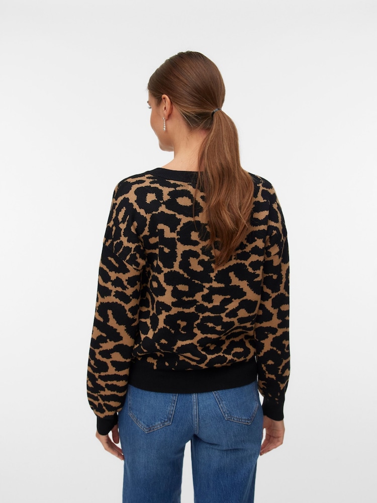 Vero Moda Brown Animal Long Sleeve Round Neck Jumper - Image 2 of 5 Vero Moda Brown Animal Long Sleeve Round Neck Jumper - Image 2 of 5