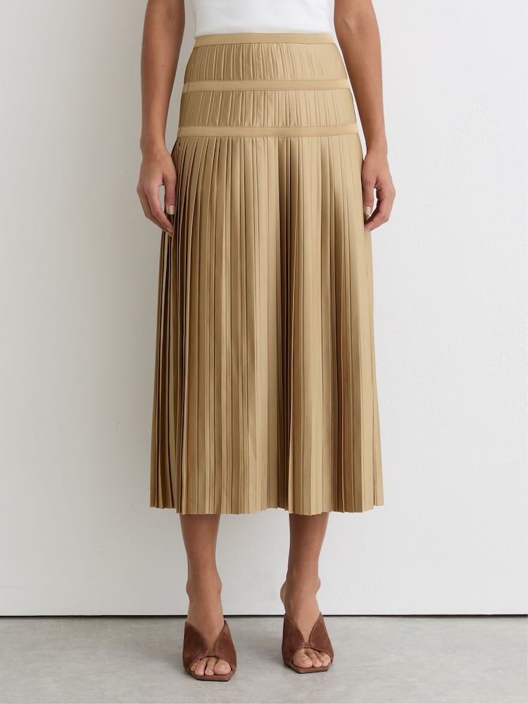 closet gold pleated skirt dress Maxi Dress Closet Gold Pleated Ivory Skirt Dress Under Twilight Lurex Maxi Dress Gold XS